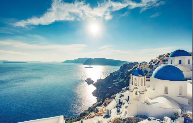 Diamond morning cruise in Santorini - Image 2